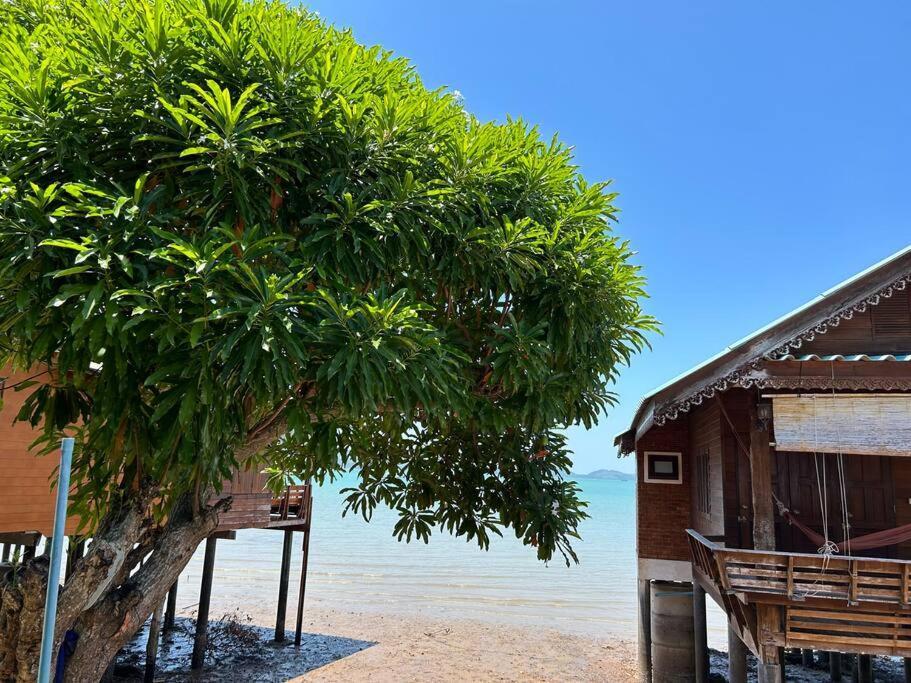 Lamsai Ac Sea House Villa Ko Yao Noi Buitenkant foto